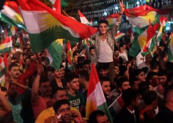هل يجرأ “البارزانى”على إجراء استفتاء تقرير مصير “كردستان العراق”؟ ..الدوافع والتحديات