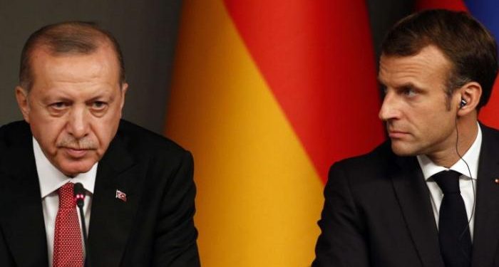 الخلاف الفرنسي التركي المتصاعد حول ليبيا يهدد فاعلية “الناتو” .. الدوافع والآفاق
