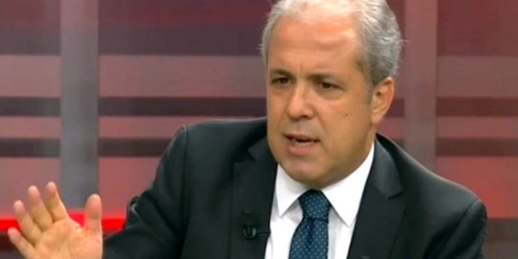 سياسي بحزب أردوغان يسخر من قادة العدالة والتنمية بعد هجوم برينجك