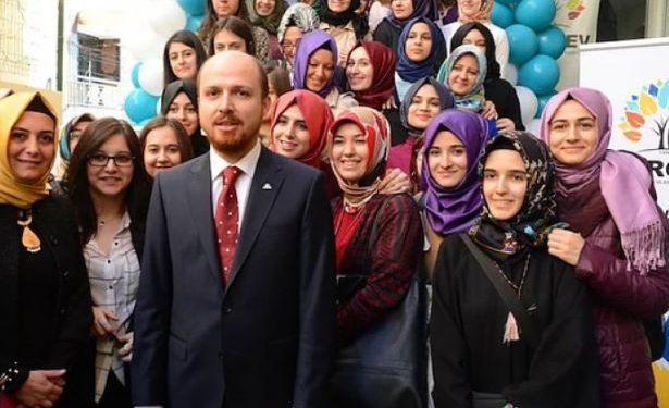 أردوغان أعفى 43 وقفًا تابعًا لأفراد أسرته من الضرائب