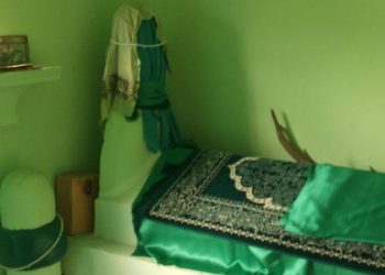 بعد قرن من التبرك به.. اكتشاف ضريح خالٍ في تركيا!