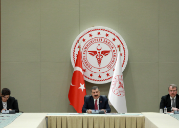 926 إصابة كورونا في تركيا واستمرار ارتفاع الأعداد بالعناية المركزة