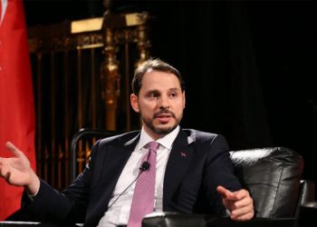 حزب السعادة: حقل الغاز المكتشف لن يسد نزيف اقتصاد تركيا