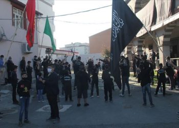 الشيعة في تركيا يحيون ذكرى وفاة الحسين