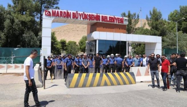 تركيا.. التحقيق في فساد بلدية كردية يديرها “العدالة والتنمية” بالوصاة