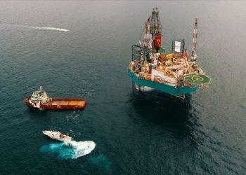 الاتحاد الأوروبي يعلق على إرسال تركيا السفينة “يافوز” شرق المتوسط