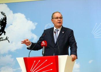 المعارضة التركية تدعو أردوغان للتصالح مع مصر