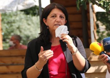 بارفين بولدان: كلما احتقن أردوغان أخرج الغاز!