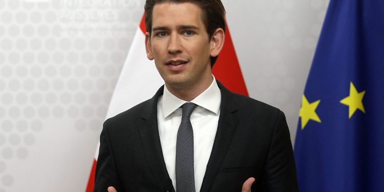 مستشار النمسا يطالب بعقوبات أوروبية رادعة على تركيا