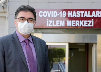 عميد كلية طب إسطنبول يوبخ دولت بهجلي