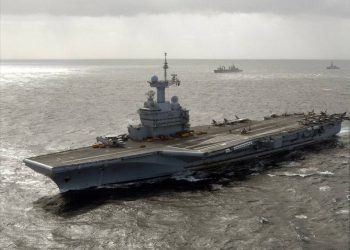 جنرال تركي يهدد فرنسا بهجمات حربية في شرق المتوسط!