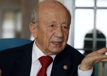 وزير العدل التركي السابق: اعتقالات “كوباني” تتم بتعليمات من السلطة العليا