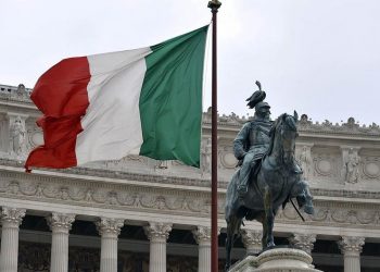 حركة خمس نجوم تعلق على إفراج مصر عن الشاب الإيطالي “فالينزا”