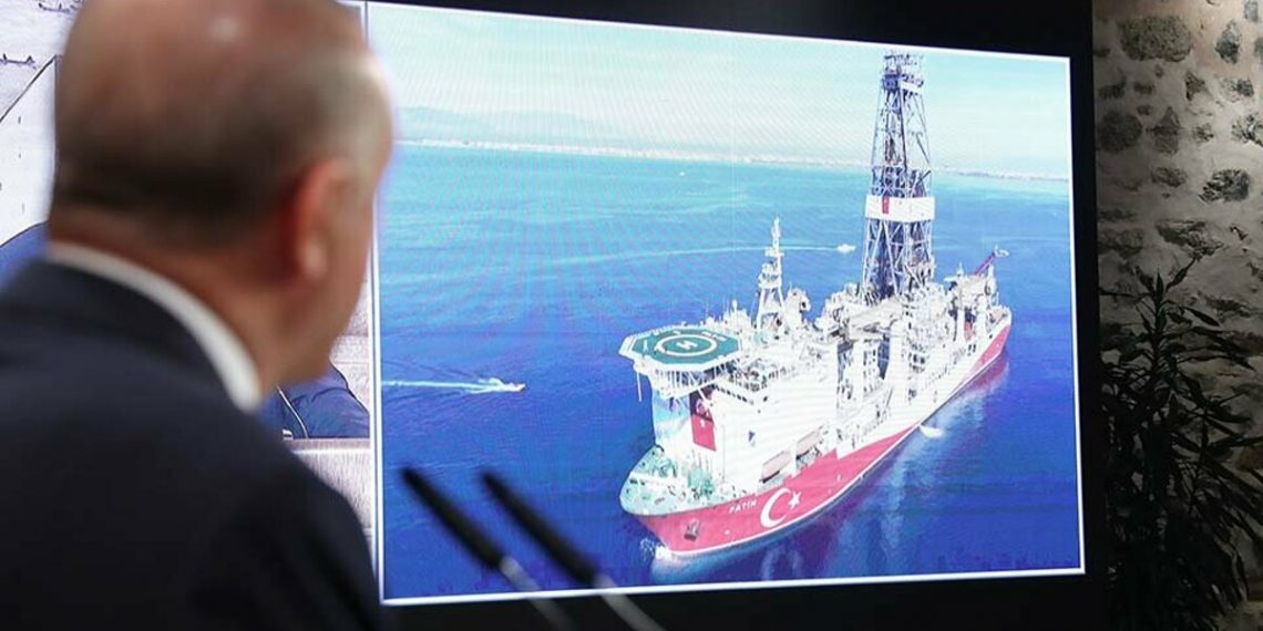 حزب باباجان: أردوغان سيحمل المواطنين تكلفة استخراج الغاز