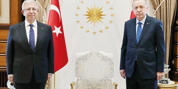 تركيا.. عمدة أنقرة المعارض يلتقي أردوغان