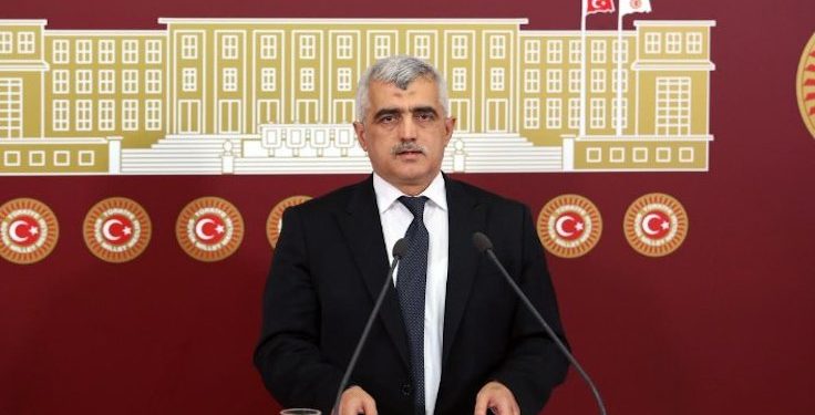 برلماني تركي: الحكومة تخفي إصابات كورونا بالسجون!