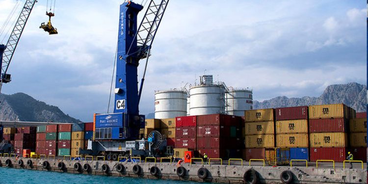 تركيا.. زيادة كبيرة في عجز الميزان الجاري