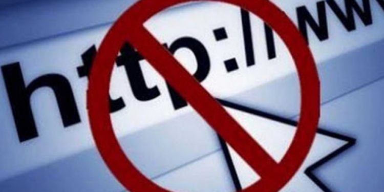 تركيا.. حجب أكثر من مئة خبر سياسي خلال شهر