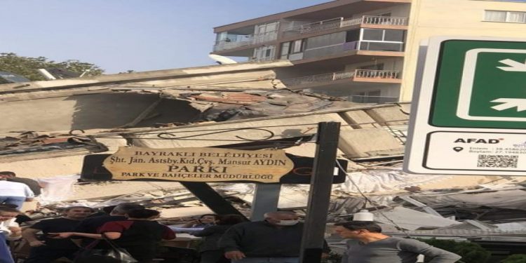 هل تضررت شبكة الاتصالات والمواصلات العامة بعد زلزال إزمير؟