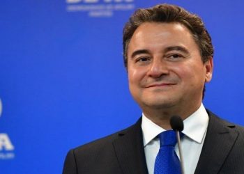 صحفي تركي: باباجان متأكد من لجوء أردوغان لانتخابات مبكرة