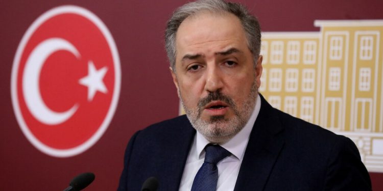 حزب باباجان: اقتراح بهجلي بخصوص المحكمة الدستورية “فاشية كلاسيكية”