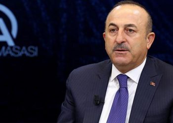 جاويش أوغلو: ماكرون يدعم احتلال أرمينيا أذربيجان