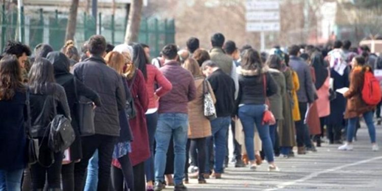 تركيا.. صندوق إعانات البطالة يفقد 21 مليار ليرة خلال 9 أشهر