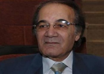 وفاة الفنان المصري محمود ياسين