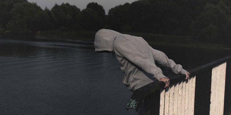 تركيا.. 1300 حالة انتحار في 5 سنوات بسبب الفقر