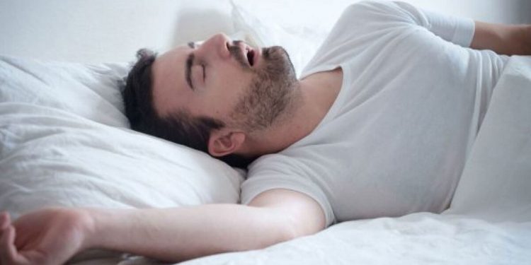 أسباب تزايد الرغبة في النوم..