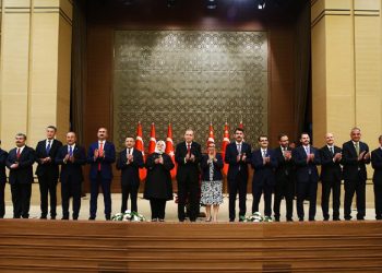 تركيا.. أنباء عن تعديل وزاري في الطريق!