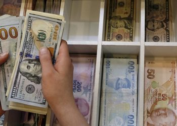 رغم رفع الفائدة.. الليرة التركية تنهار مجددًا