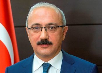 كيف استقبلت الأوساط الاقتصادية تعيين لطفي علوان وزيرًا للمالية؟