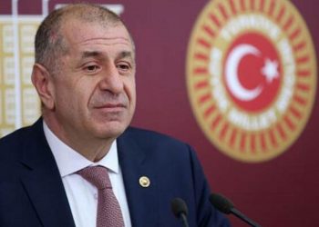 صحفي تركي: حزب جديد يؤسسه عضو حزب الخير المعادي للاجئين