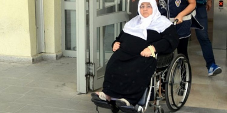 تركيا.. اعتقال عجوز مقعدة بتهمة الإرهاب! أين إصلاحات أردوغان؟