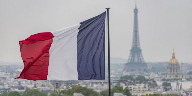 فرنسا: لا ننتظر أقوالاً بل أفعالاً من أردوغان