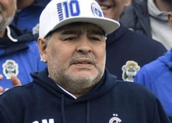 مارادونا صاحب “هدف اليد” المثير في تاريخ كأس العالم