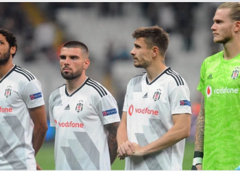 تركيا.. نادي بشكتاش يعلن إصابة 3 من لاعبيه وموظف