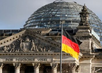 أحزاب ألمانية تدعو البوندستاغ لتطبيق حظر السلاح على تركيا