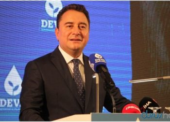 باباجان: أردوغان يخاف السير في شوارع تركيا