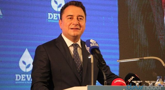 باباجان: أردوغان يخاف السير في شوارع تركيا