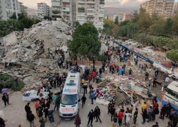 لماذا ترفض حكومة أردوغان تعديل قانون الزلازل منذ 17 عامًا؟