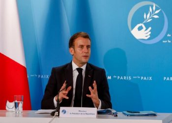 معركة بين ماكرون ووسائل الإعلام الأمريكية بسبب “الإسلام”
