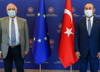 جوزيب بوريل ينتقد زيارة أردوغان إلى فاروشا