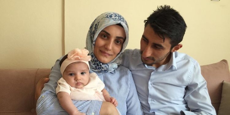 إعادة اعتقال أم ولدت في السجن لصلتها بحركة الخدمة