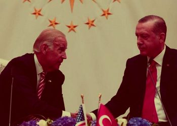 كاتب: أردوغان يتابع التطورات بأمريكا أكثر من الاتحاد الأوروبي