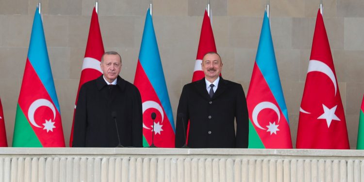 صحفي: قصيدة أردوغان المزعجة لإيران رسالة إلى بايدن!