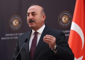 جاويش أوغلو يتهم الاتحاد الأوروبي بالانحياز إلى اليونان!