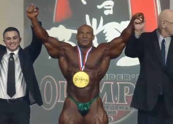 لاعب كمال الأجسام المصرى رامي السبيعي يتوج ببطولة مستر أولمبيا 2020