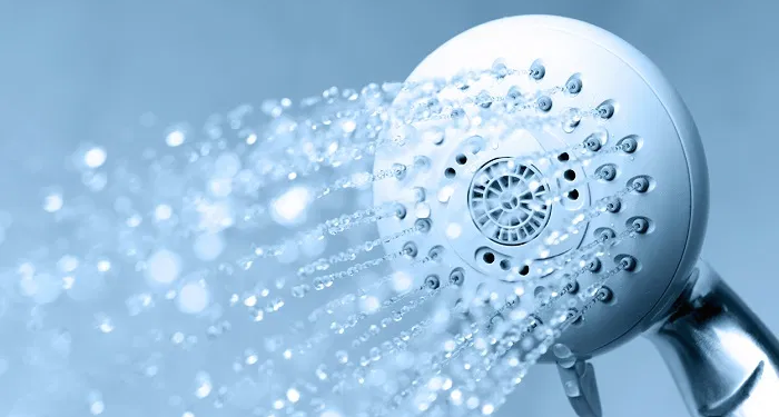 6 فوائد للاستحمام صباحًا